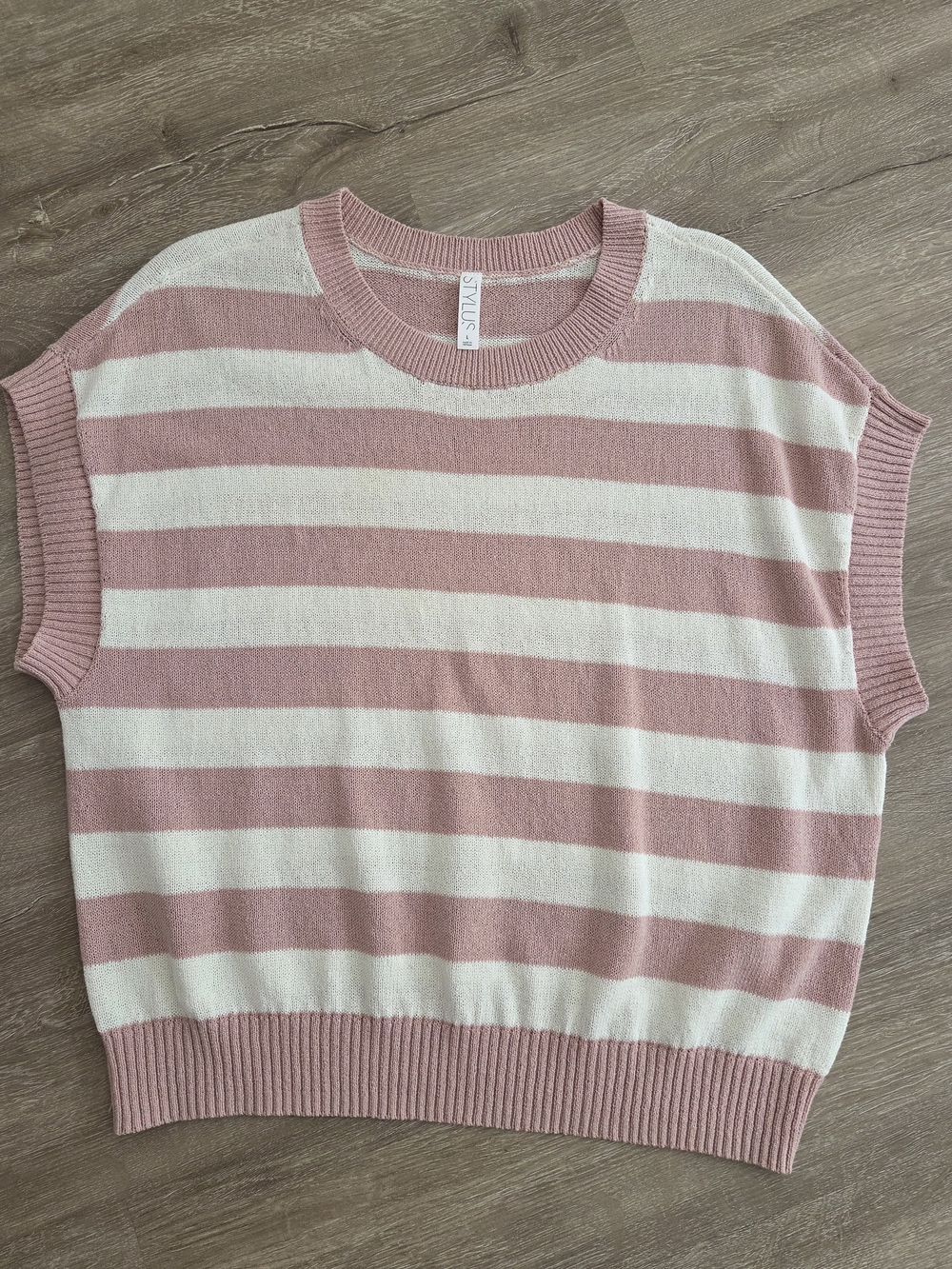STYLUS Pink and White Striped Sleeveless Crewneck Sweater